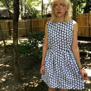 CELOP Punto Mini Classic Daisy Dress Backtie 6/8